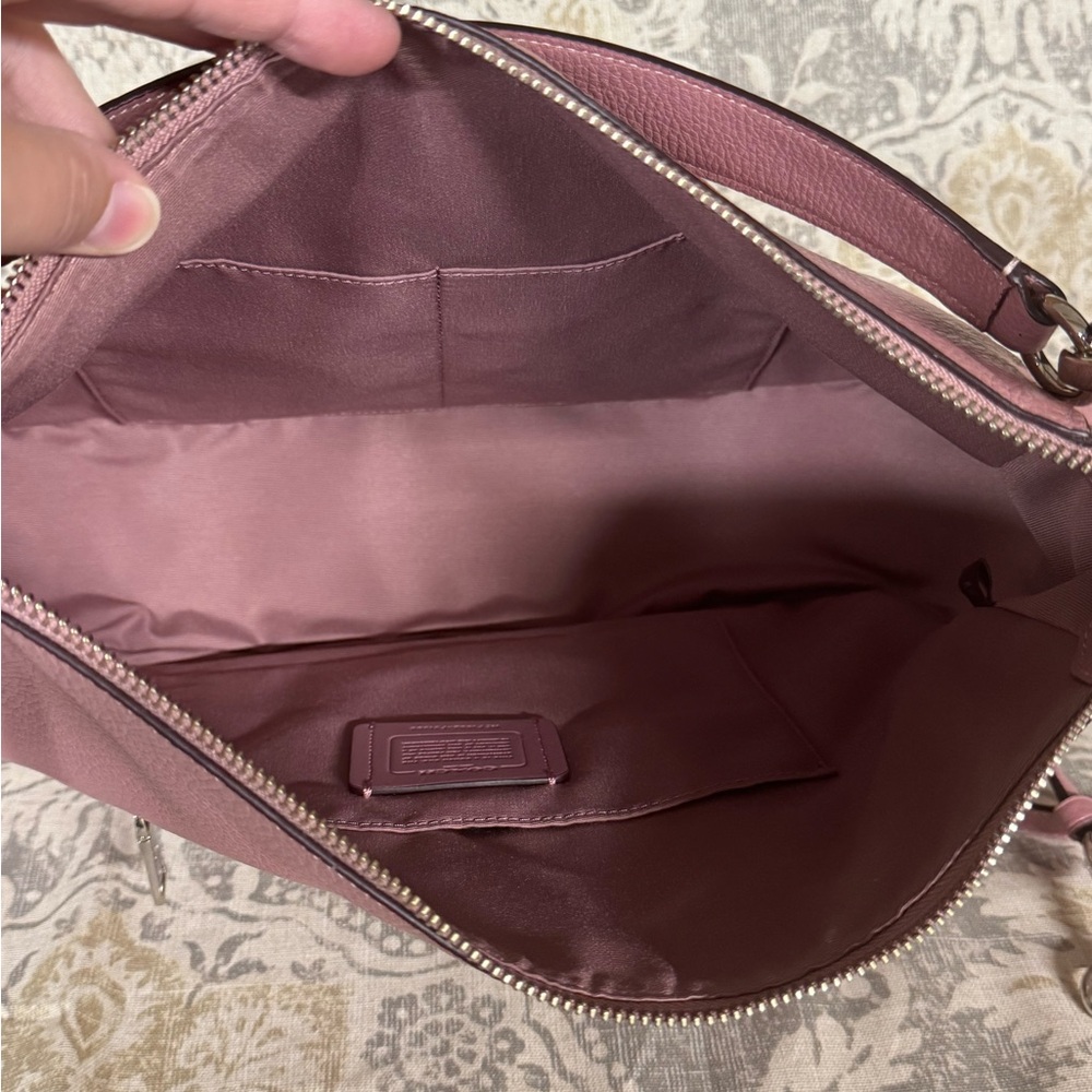 Coach Mauve Leather Shoulder Bag - Picture 4 of 4